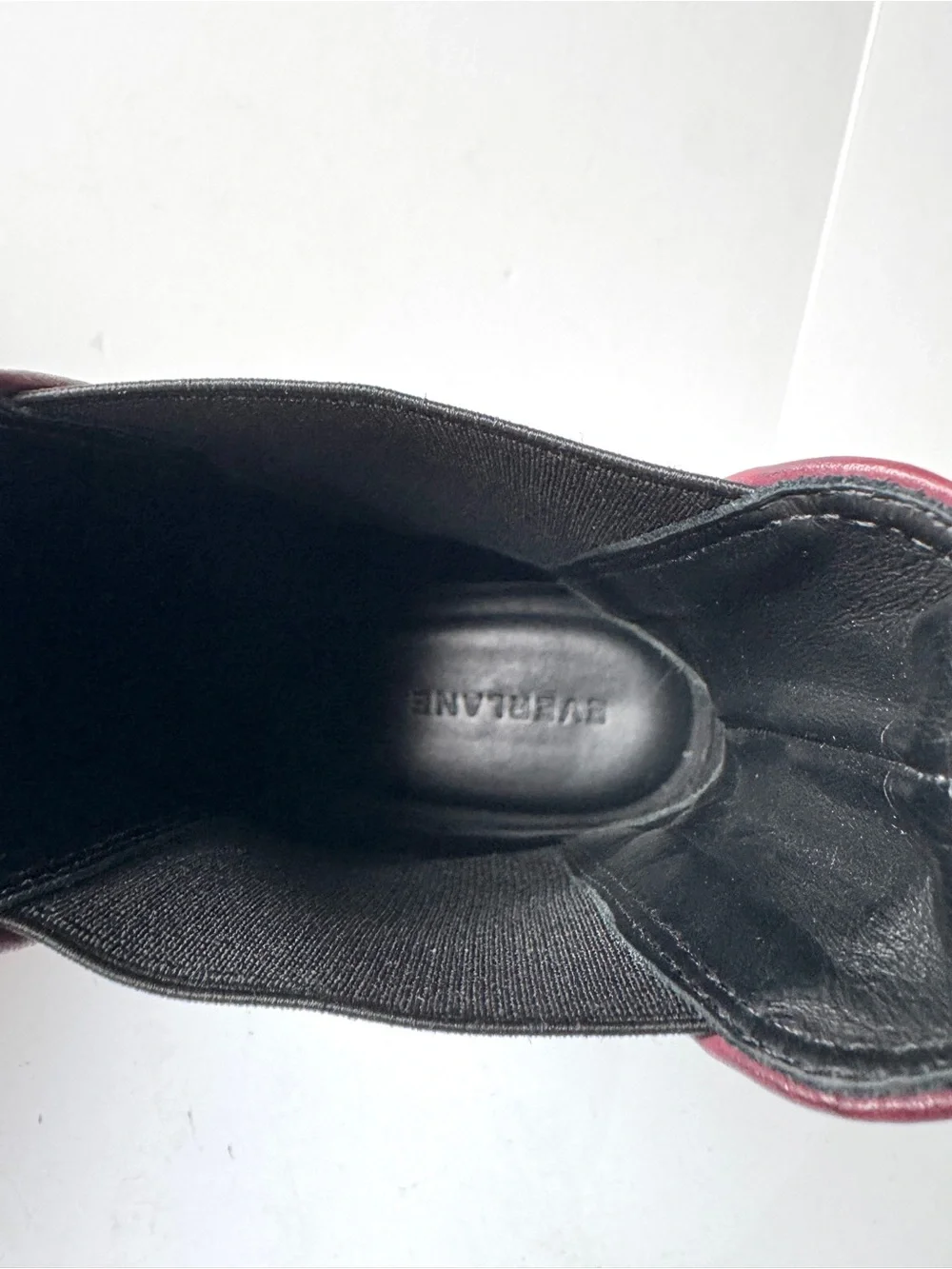 Everlane The Lugsole Chelsea Boots in Bordeaux Size 10.5